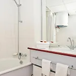 Sejours & Affaires Saxe-gambetta 3*